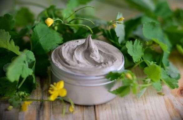 Homemade rub for knee joints with gonarthrosis